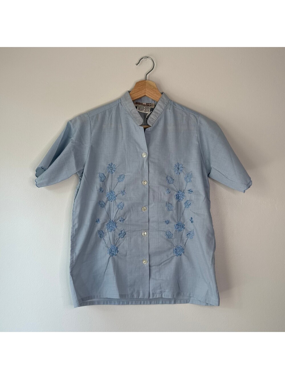 VTG 70s Allon Vel Guayabera Mexican Embroidery Floral Short Sleeve Blouse